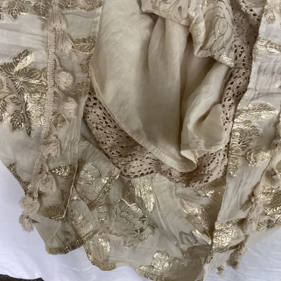 Me 2 Magic Maxi Dress Small Metallic Embroidered Gold  Boho Holiday Party - Picture 10 of 16